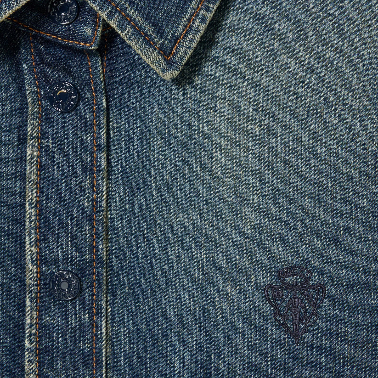 Chemise en denim de coton avec broderie
