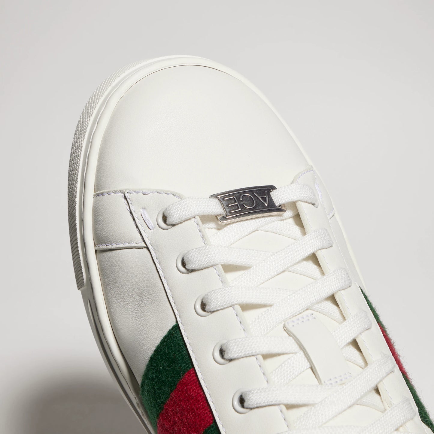 Baskets Gucci Ace avec bande Web pour homme