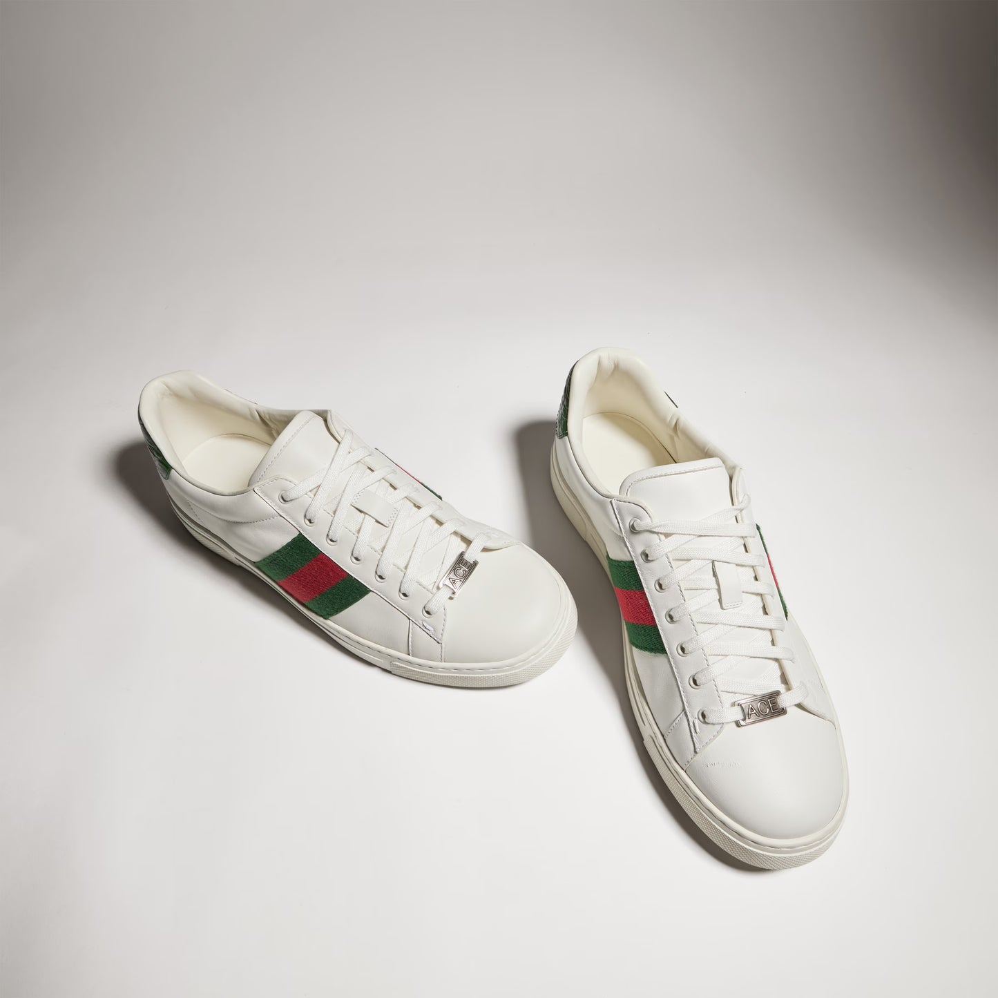 Baskets Gucci Ace avec bande Web pour homme
