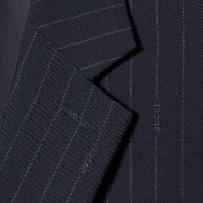 Veste en laine à fines rayures à simple boutonnage