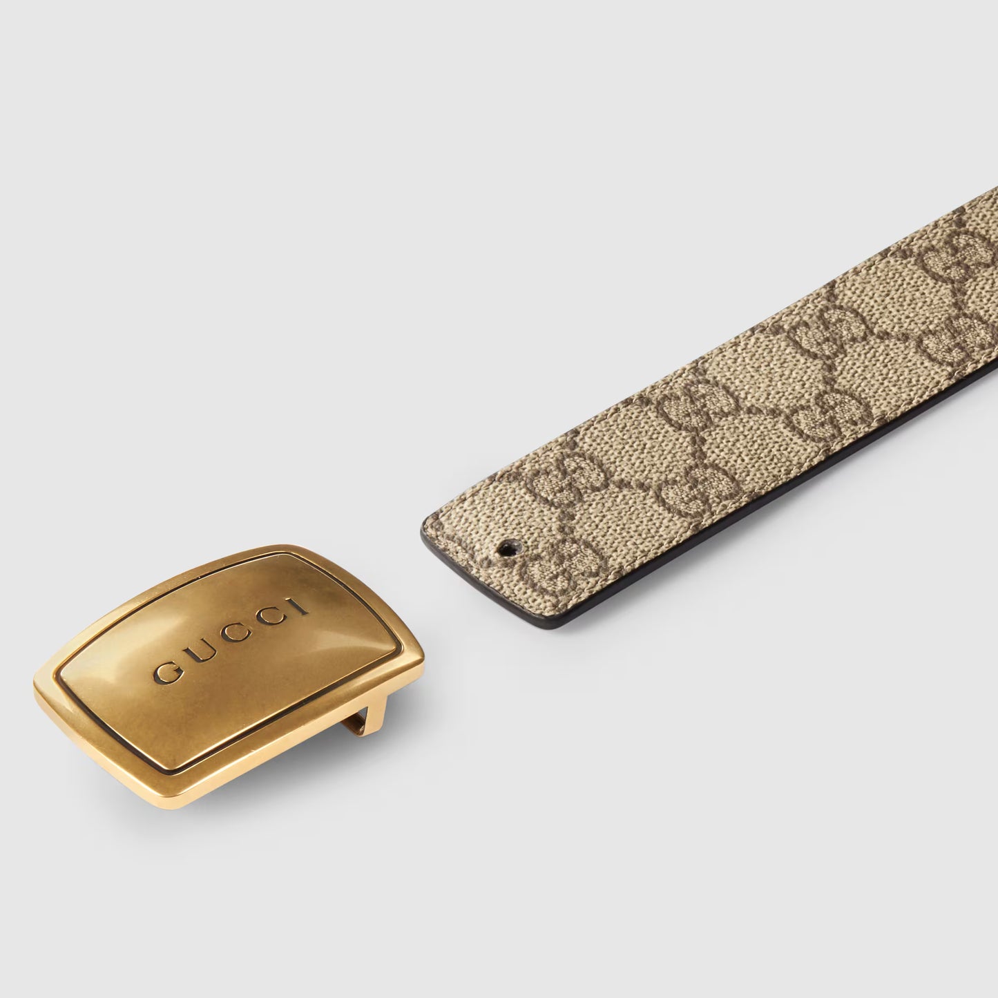 Ceinture avec boucle ronde plate