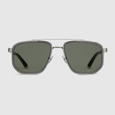 Sonnenbrille im Navigator-Stil