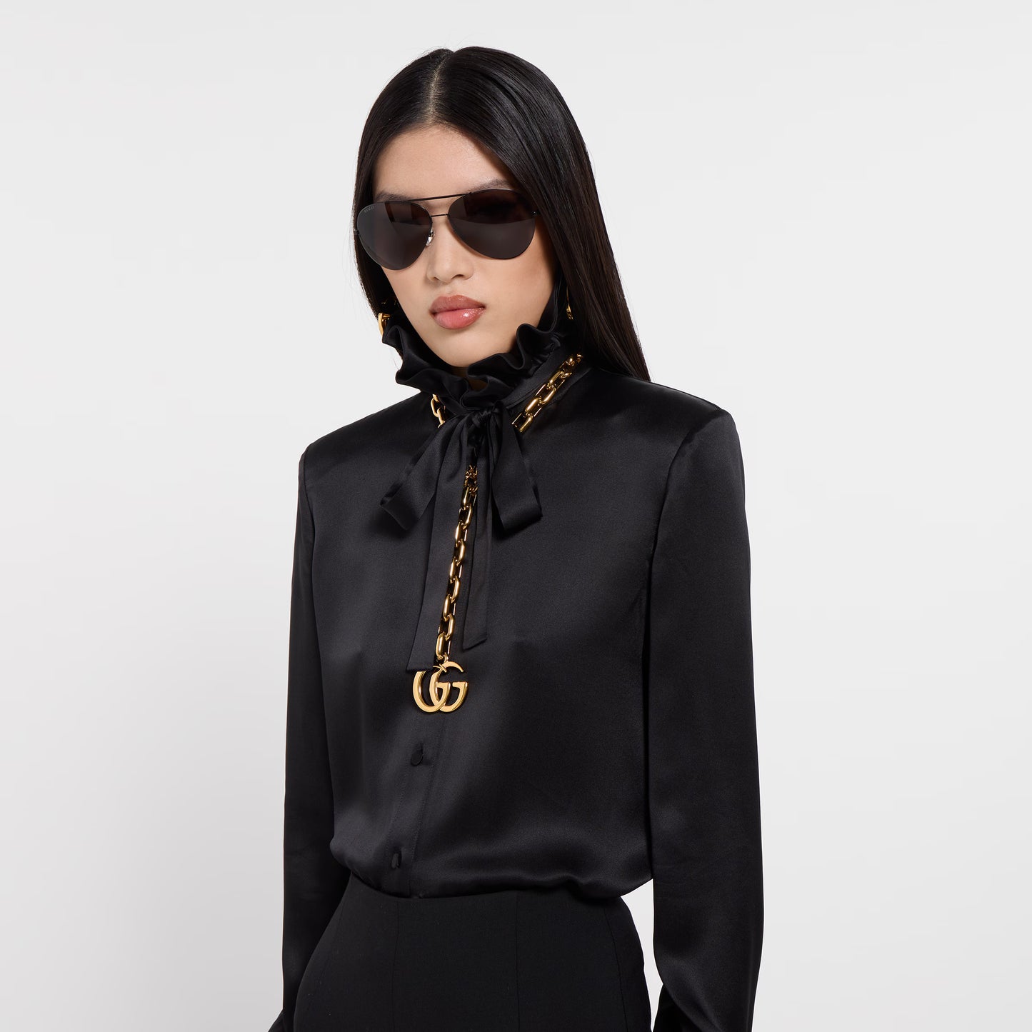 Chemise en satin de soie avec nœud