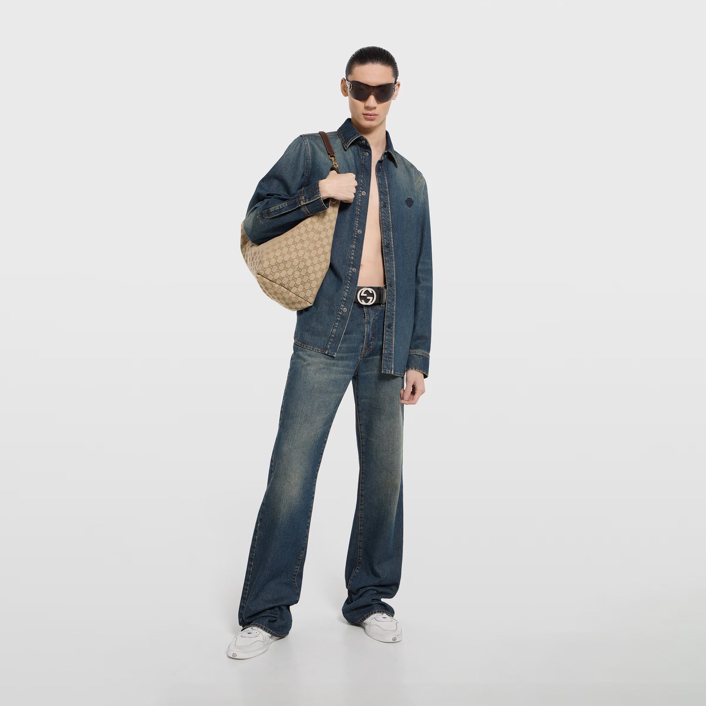 Chemise en denim de coton certifié délavé